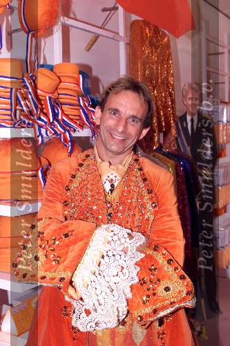 Eindhoven 31 augustus 2001
Johan Vlemmix opent Maxima supermarkt
