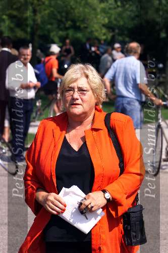 Amsterdam 25 augustus 2001
Begrafenis van Sylvia Millecam op Westgaarde.
Nelly Frijda