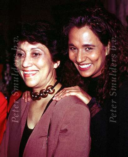 Patty Brard met haar moeder