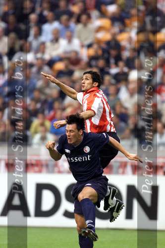 Amsterdam 12 augustus 2001
 PSV- FC Twente 3-2 voor de Johan Cruyffschaal in de Amsterdam Arena.
Chris v d weerden en Ramzi