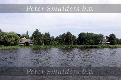 Loosdrecht 2 Augustus 2001
Villa op een eiland aan de Loosdrechtse plassen
Sloepenroute