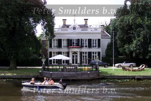 Loosdrecht 2 Augustus 2001
Villa aan de Vecht
Sloepenroute