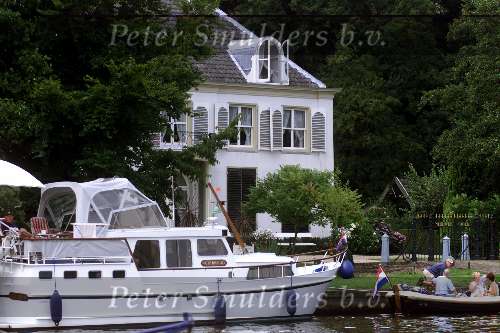Loosdrecht 2 Augustus 2001
Villa aan de Vecht
Sloepenroute