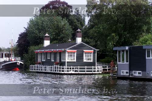 Loosdrecht 2 Augustus 2001
Woonboot
Sloepenroute