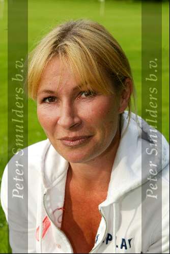Voorthuizen 25 augustus 2002
Onderweg naar morgen op de Golfbaan.
Annemiek Verdoorn