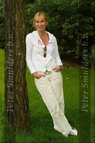 Voorthuizen 25 augustus 2002
Onderweg naar morgen op de Golfbaan.
Annemiek Verdoorn
