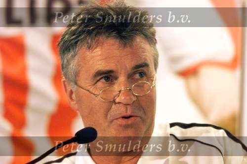 Eindhoven 5 Augustus 2002 Voorstelling aan Pers nieuwe selektie van PSV met daarop aansluitend een persconferentie met o.a. Guus Hiddink