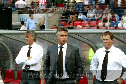 Eindhoven 6 augustus 2002
Opening PSV stadion met de oud spelers 1988
PSV-Herta BSC
Guus Hiddink Erwin Koeman en Fred Rutten