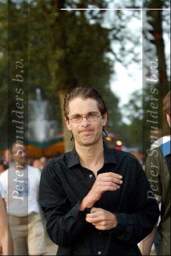 Amsterdam 18 augustus 2002
Hans Teeuwen