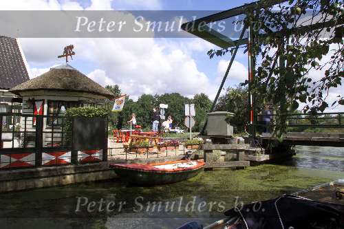 24 juli 2002
Horeca en brug Ouderkerk a/d Amstel
Sloepenroute tussen Vinkeveen en Amsterdam