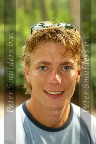 Voorthuizen 25 augustus 2002
Onderweg naar morgen op de Golfbaan.
Jop Joris