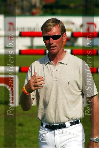 Valkenswaard 18 augustus 2002
Concours Hippique bij Jan Tops .
Jos Lansink