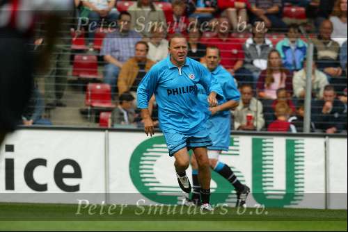 Eindhoven 6 augustus 2002
Opening PSV stadion met de oud spelers 1988
Rene v d Kerkhof