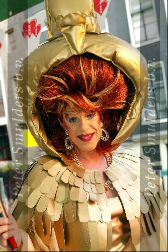 Amsterdam 18 augustus 2002
travestiet verkiezing