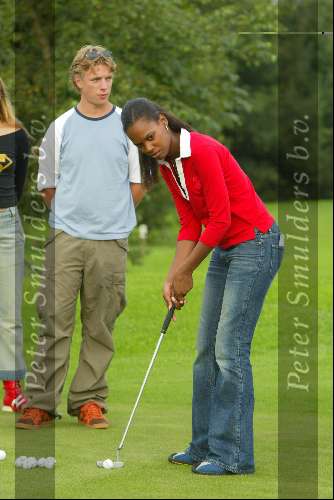 Voorthuizen 25 augustus 2002
Onderweg naar morgen op de Golfbaan.
Yasmin Sendar tijdens een partijtje golf