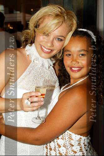 Scheveningen 3 augustus 2003
Laatste voorstelling van Aida in het circustheater.
Antje Monteiro met dochter