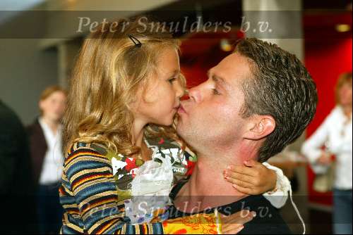 Amsterdam 30 augustus 2003
Premiere onder ons in de meervaart
Danny de Munck en dochter Bon