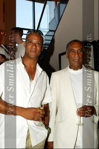 Scheveningen 3 augustus 2003
Laatste voorstelling van Aida in het circustheater.
Jimmy Geduld en acteur....