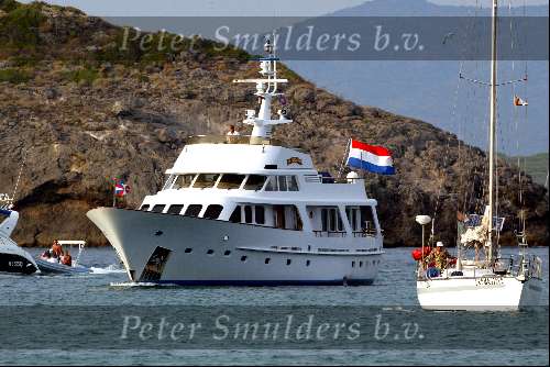 Porto Ercole 6 augustus 2003
Jumbo VI en zeilboot