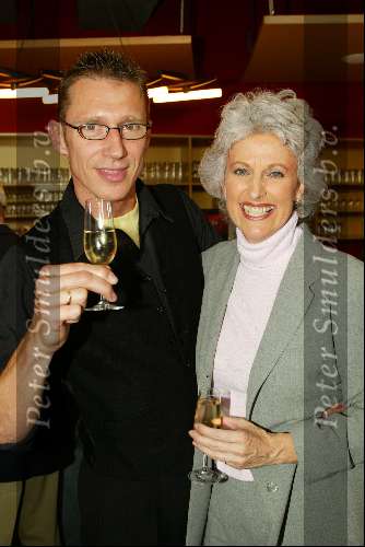 Amsterdam 30 augustus 2003
Premiere onder ons in de meervaart
Lucy de lange met man