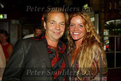 Rotterdam 24 augustus 2003
Surprise feestje inge de bruijn in baja beachclub
Peter Rip met Inge de Bruijn