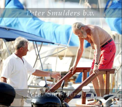Porto Ercole 6 augustus 2003
Prins Bernhard op de Jumbo VI met beveiligingsbeambte