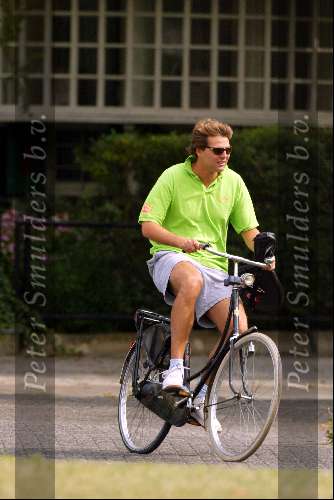 Amsterdam 2 augustus 2003
Reinout Oerlemans op de fiets