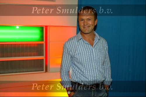Hilversum 26 augustus 2003
Perspresentatie avro winterseizoen.
Roland Kieft