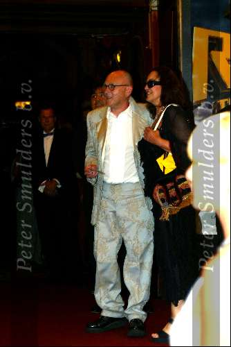 Amsterdam 4 augustus 2003
Premiere Tomb Raider in tushinski
Serge Henri Valcke