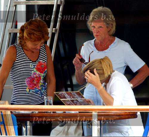 Porto Ercole 6 augustus 2003
Prins Bernhard Prinses Maxima Prins Willem Alexander  op de Jumbo VI