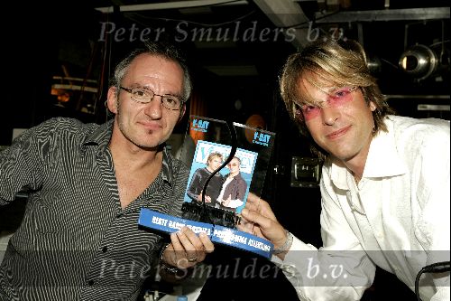 Bloemendaal 31 augustus 2004
Feestje radio Veronica bij strandtent Vroeger.
Adam Curry  en Jeroen v Inkel