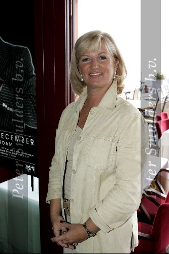 Loosdrecht 31 augustus 2004
Persconferentie Gerard Joling bij Restaurant Zin.
Anita Meier