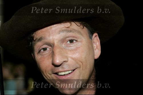 Amsterdam 1 augustus 2004
Presentatie  musical Crazy for You.
Dick Cohen