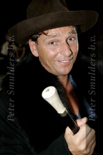 Amsterdam 1 augustus 2004
Presentatie  musical Crazy for You.
Dick Cohen