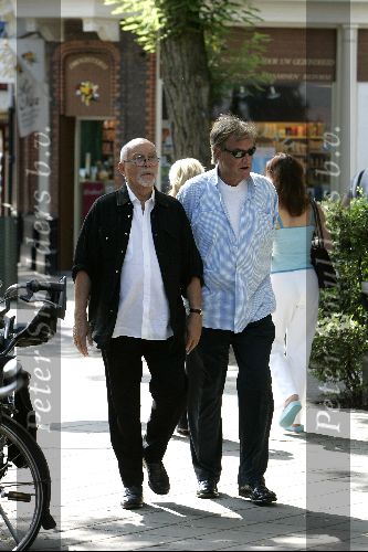 Amsterdam 31 juli 2004
Edgar Vos met vriend Geert op Cornelis Schuytstraat