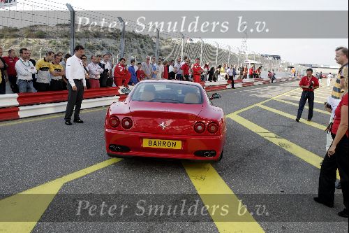 Zandvoort 7 augustus 2004
Ferrari   op circuit zandvoort
