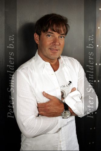 Loosdrecht 31 augustus 2004
Persconferentie Gerard Joling bij Restaurant Zin.
Gerard Joling