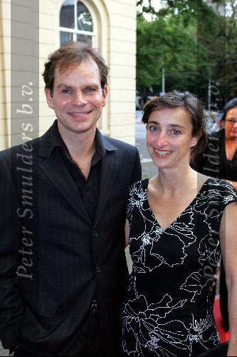 Den Haag 30 augustus 2004
Premiere Passion in schouwburg Den Haag.
Hein v d Heijden met vrouw
