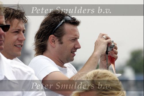 Amsterdam7 augustus 2004
Gay Parade Amsterdam. 
Jeroen Kijkindevegte met Bart Ettekoven