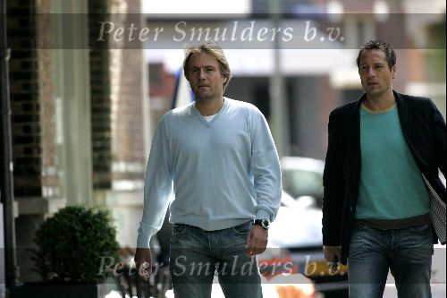 Amsterdam 28 augustus 2004
Johnny van t Schip en Rob Witschge op Cornelis Schuytstraat
