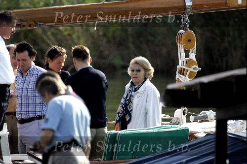 Muiden 29 augustus 2004
Koningin Beatrix varen met de Groene Draeck.