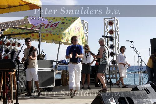 Curacao 13 augustus 2004
Marco Borsato optreden op Mambo Beach. 
Soundcheck!!