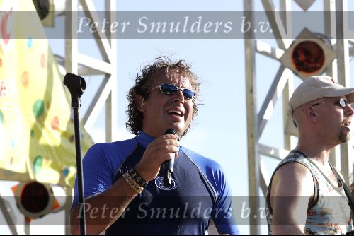 Curacao 13 augustus 2004
Marco Borsato optreden op Mambo Beach. 
Soundcheck!!