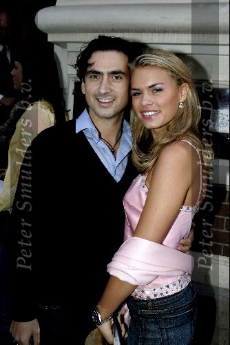 Amsterdam 25 augustus 2004
Presentatie nieuwe blad Zuid .
Nicolette v Dam met vriend