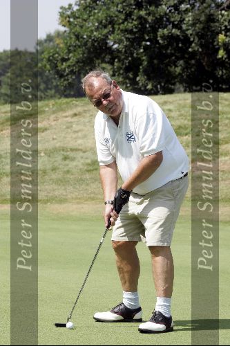 Eemnes 1 augustus 2004
Golfen voor een goed doel op  golfclub de Goyer.
Relus ter Beek