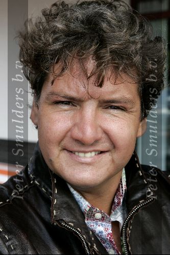 Loosdrecht 31 augustus 2004
Persconferentie Gerard Joling bij Restaurant Zin.
Rene Froger
Peter Smulders bv