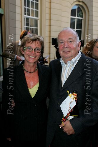 Den Haag 30 augustus 2004
Premiere Passion in schouwburg Den Haag.
Rob v d Meeberg met vrouw