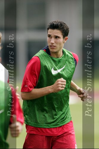 Amsterdam 31 juli 2004 
Robin v Persie tijdens traing bij Arsenal