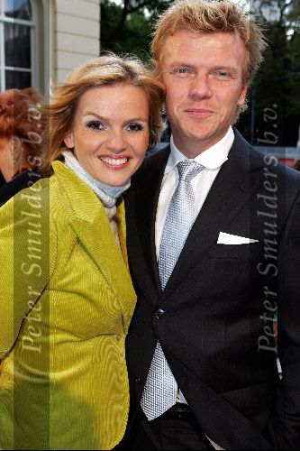 Den Haag 30 augustus 2004
Premiere Passion in schouwburg Den Haag.
Tooske Breugem en Bastiaan Ragas