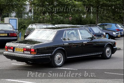 Amsterdam 3 augustus 2004
Premiere circus Renz. 
Wibi Soerjadi met broer en vriendin inRolls Royce